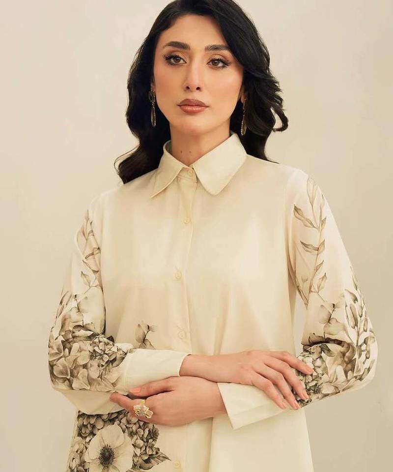 Off white floral print crepe  fancy co-ord set for women