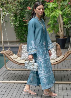 Blue floral print linen  fancy co-ord set for women 4