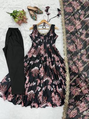 Black floral print muslin gown with pant & organza dupatta 5