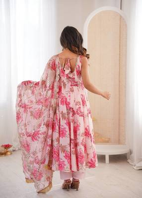 Candy pink floral print muslin gown with pant & organza dupatta 2