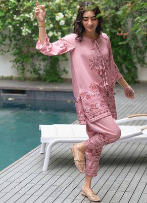 Pink floral print linen  fancy co-ord set for women 4