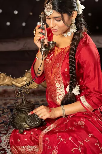 Women Kurta with Trousers & With Dupatta