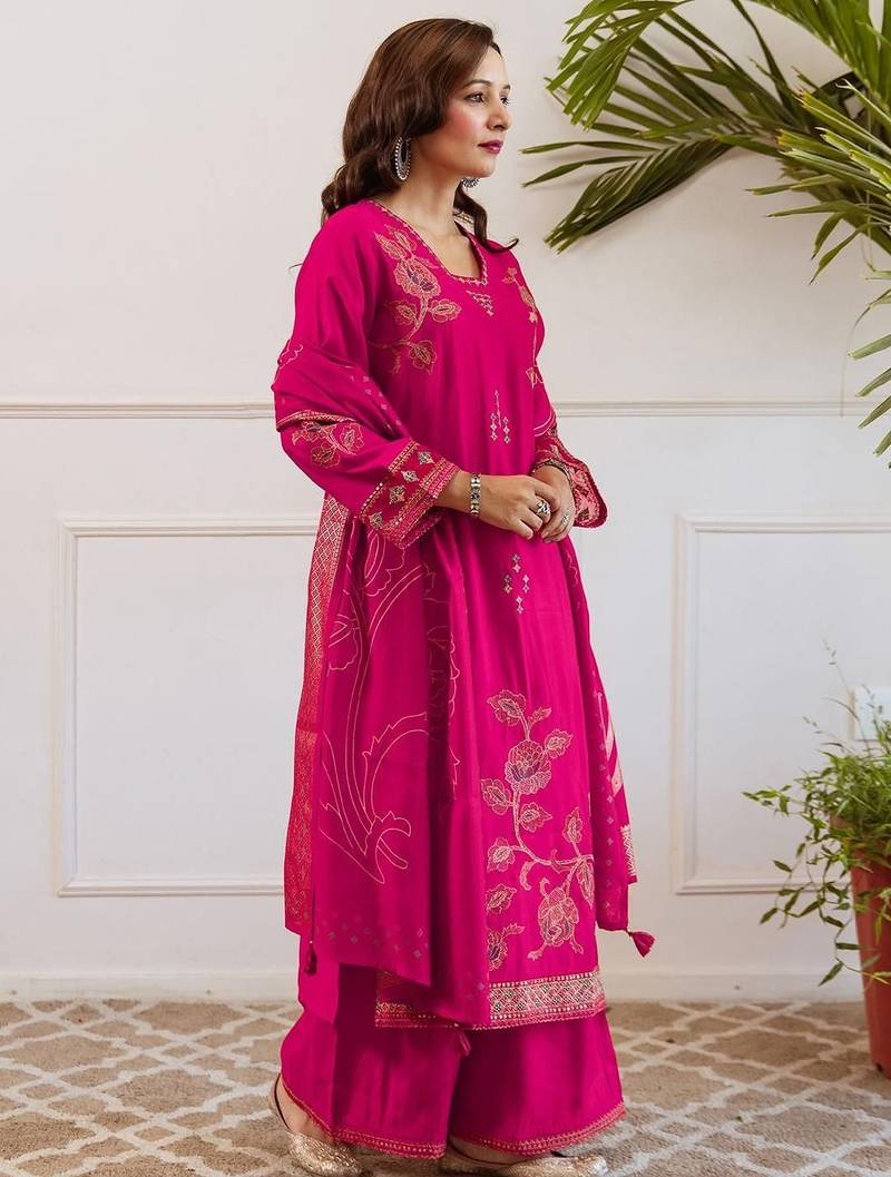Women Floral Embroidered Thread Work Kurta with Palazzos & Dupatta