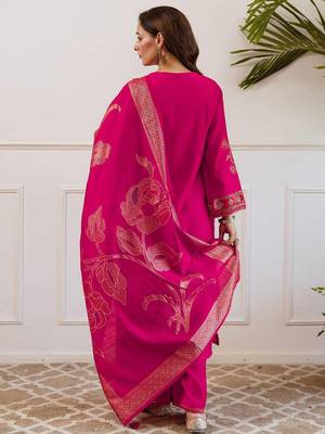 Women Floral Embroidered Thread Work Kurta with Palazzos & Dupatta 6