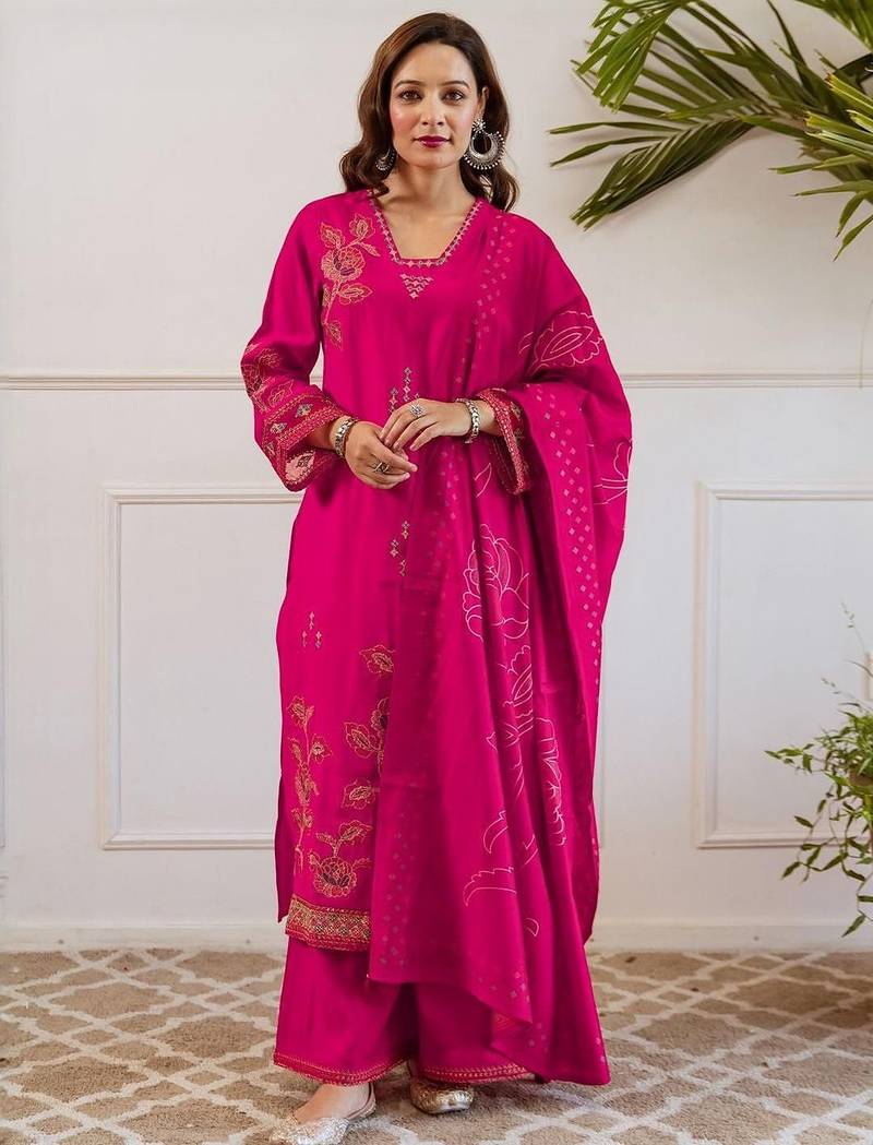 Women Floral Embroidered Thread Work Kurta with Palazzos & Dupatta