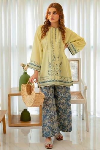 Yellow floral print crepe  fancy co-ord set for women