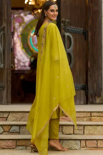 Women Ethnic Motifs Embroidered Panelled Thread Work Kurta with Trousers & With Dupatta
