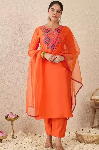 Ethnic Motifs Embroidered Mirror Work Liva Straight Kurta With Trousers & Dupatta