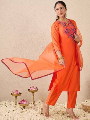 Ethnic Motifs Embroidered Mirror Work Liva Straight Kurta With Trousers & Dupatta 3