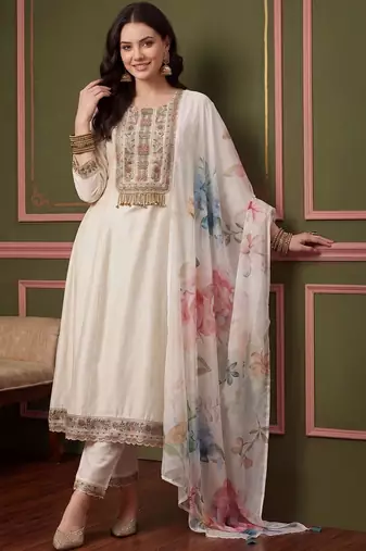 Women Floral Embroidered Thread Work Kurta with Trousers & With Dupatta