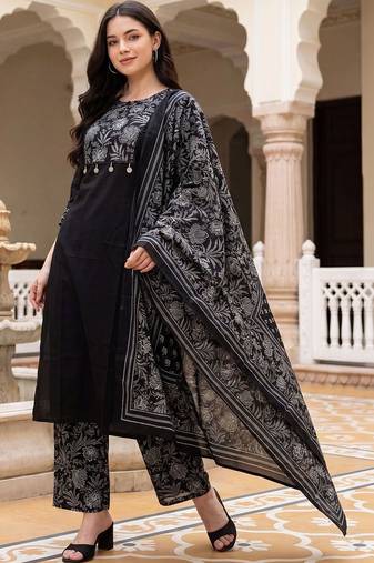 Women Ethnic Motifs Embroidered Thread Work Cotton Kurta with Trousers & With Dupatta