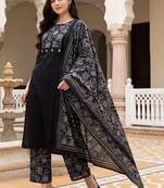 Women Ethnic Motifs Embroidered Thread Work Cotton Kurta with Trousers & With Dupatta