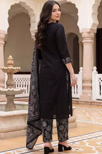Women Ethnic Motifs Embroidered Thread Work Cotton Kurta with Trousers & With Dupatta