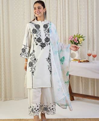 Floral Embroidered Thread Work Cotton Kurta With Palazzos & Dupatta 1