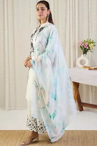 Floral Embroidered Thread Work Cotton Kurta With Palazzos & Dupatta