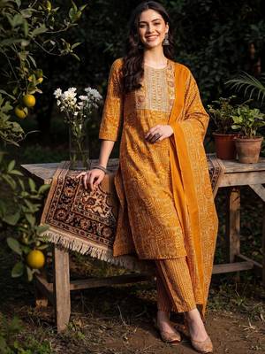 Women Ethnic Motifs Printed Cotton Kurta with Trousers & With Dupatta 5