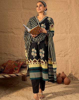 Women Floral Printed Cotton Kurta with Trouser & Dupatta 5
