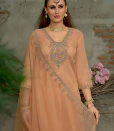 Women Embroidered Straight Kurta Trousers With Dupatta set