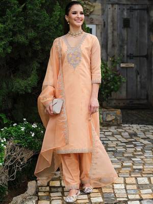 Women Embroidered Straight Kurta Trousers With Dupatta set 4
