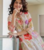 Women Floral Printed Cotton Kurta with Trousers