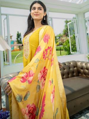 Women Floral Embroidered Sequinned Kurta with Trousers & With Dupatta 6