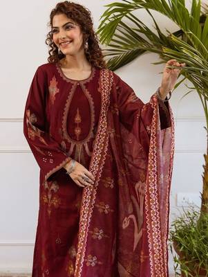 Women Ethnic Motifs Printed Thread Work Kurta with Trousers & With Dupatta 7