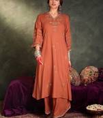 Women Ethnic Motifs Embroidered Thread Work Kurta with Palazzos