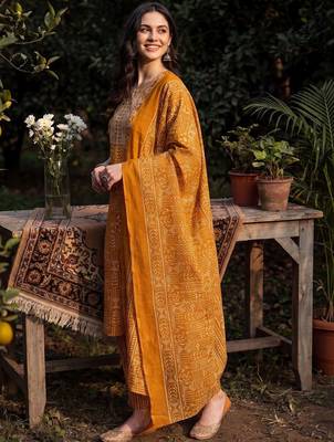 Women Ethnic Motifs Printed Thread Work Cotton Kurta with Trousers & With Dupatta 3