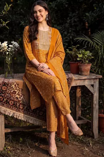 Women Ethnic Motifs Printed Thread Work Cotton Kurta with Trousers & With Dupatta