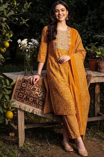 Women Ethnic Motifs Printed Thread Work Cotton Kurta with Trousers & With Dupatta