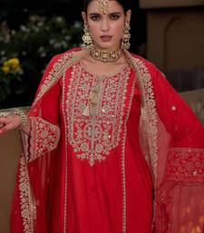 Ethnic Motifs Embroidered Panelled Kurta With Trousers & Dupatta