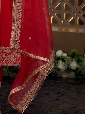 Ethnic Motifs Embroidered Panelled Kurta With Trousers & Dupatta 4