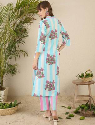 Floral Screen Printed V-Neck Cotton Straight Kurta With Trousers 5