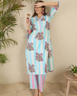 Floral Screen Printed V-Neck Cotton Straight Kurta With Trousers 6