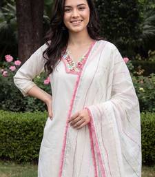 Women Floral Embroidered Mirror Work Kurta with Trousers & With Dupatta