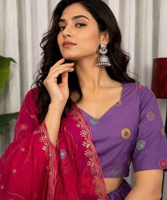 Lavender Embroidery and sequins Roman Silk Blend Lahenga Choli Set 2