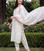 Women Floral Embroidered Mirror Work Kurta with Trousers & With Dupatta