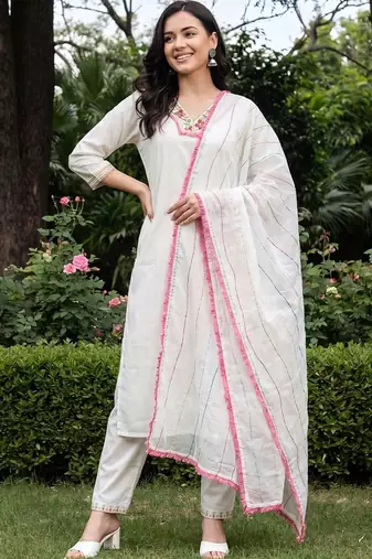 Women Floral Embroidered Mirror Work Kurta with Trousers & With Dupatta