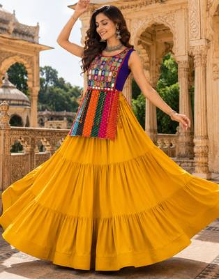 Multicolor Navratri Mirror Work Bandhani Chaniya Choli Set 4