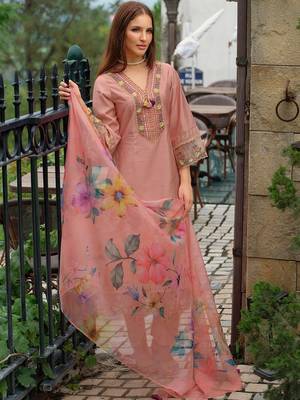 Women Floral Embroidered Thread Work Kurta with Trousers & With Dupatta 1