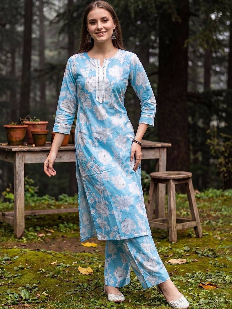 Women Floral Printed Cotton Kurta with Palazzos