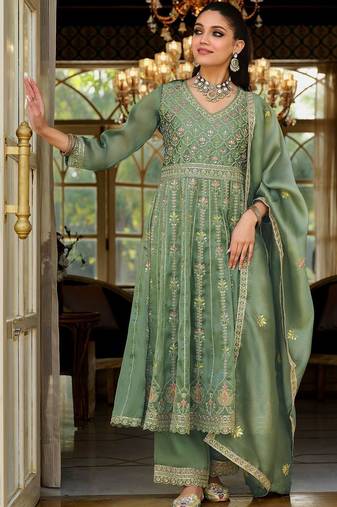 Women Floral Embroidered Empire Mirror Work Kurta with Trousers & With Dupatta