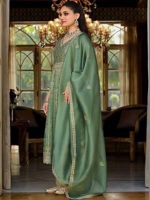 Women Floral Embroidered Empire Mirror Work Kurta with Trousers & With Dupatta 6