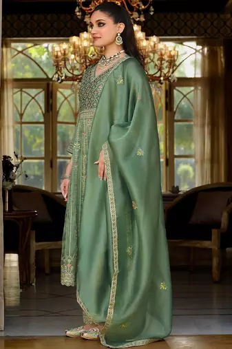 Women Floral Embroidered Empire Mirror Work Kurta with Trousers & With Dupatta
