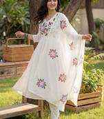 Women Floral Printed Empire Cotton Kurta with Trousers & With Dupatta