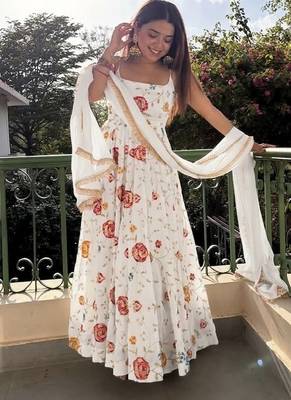 White vichitra silk party wear sleevelass anarkali suit set 3