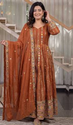 Orange fuax blooming party wear embroidery anarkali suit set 1