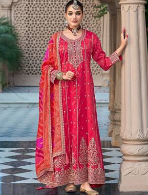 Ethnic Motifs Embroidered Sequinned Anarkali Kurta with Trouser & Dupatta 1