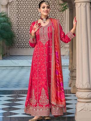 Ethnic Motifs Embroidered Sequinned Anarkali Kurta with Trouser & Dupatta 5