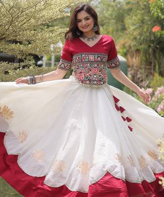 purple georgette Lehenga and top with embroidery & Sequin work 2